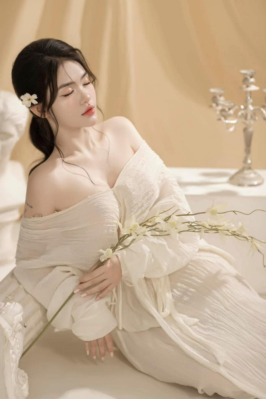 DASS-066, DASS-066 Một cô gái trẻ dễ thương với bộ ngực lớn được nhuộm bằng một loại thuốc nhuộm thuần hóa, và cô ấy là cha của đứa trẻ. Ayase Kokoro